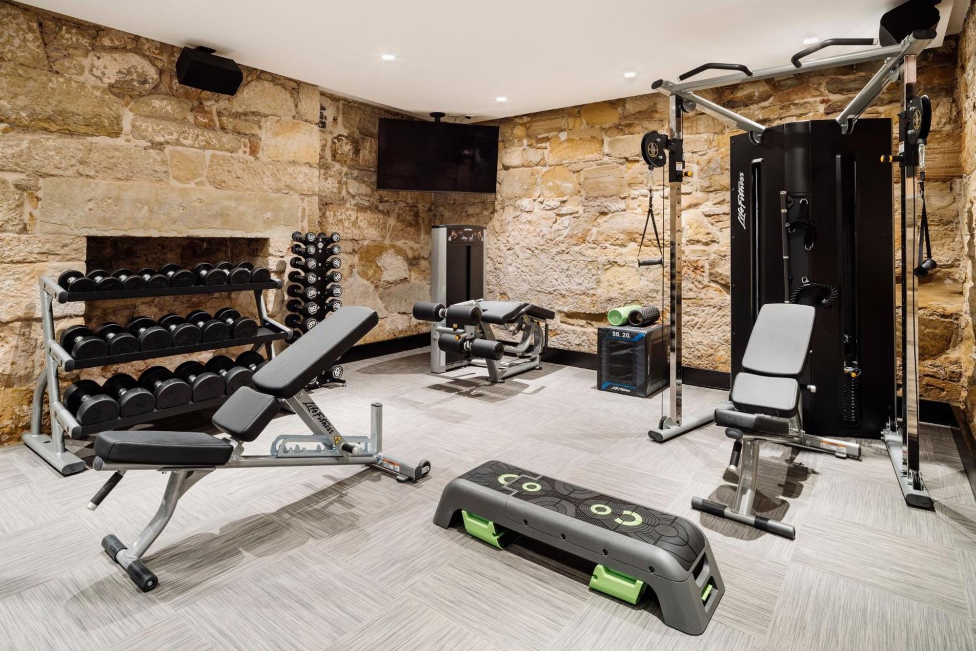The Tasman, A Luxury Collection Hotel, Hobart Dış mekan fotoğraf A home gym